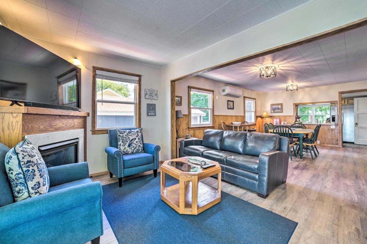 East Tawas Lakefront Getaway With Kayaks And Deck Esterno foto