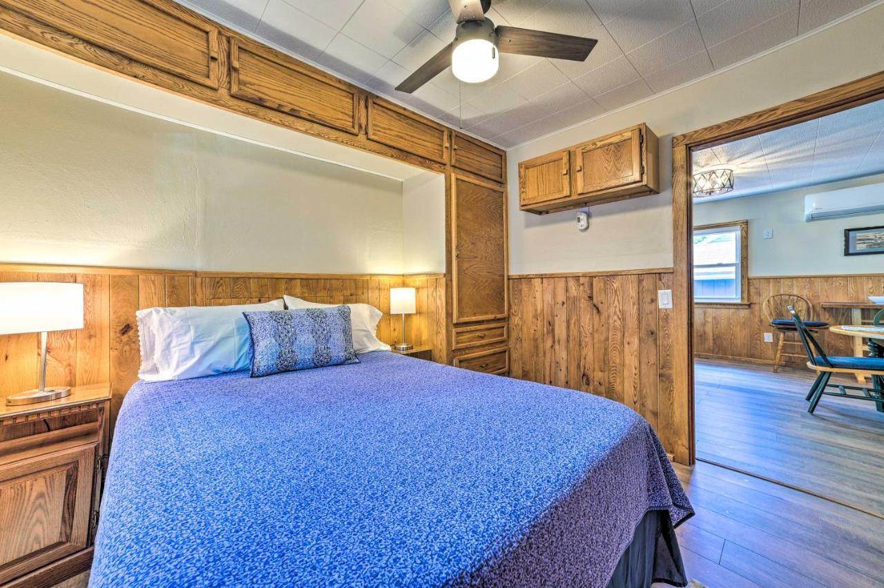 East Tawas Lakefront Getaway With Kayaks And Deck Esterno foto